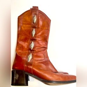 Vero Cuoio Cowgirl Boots